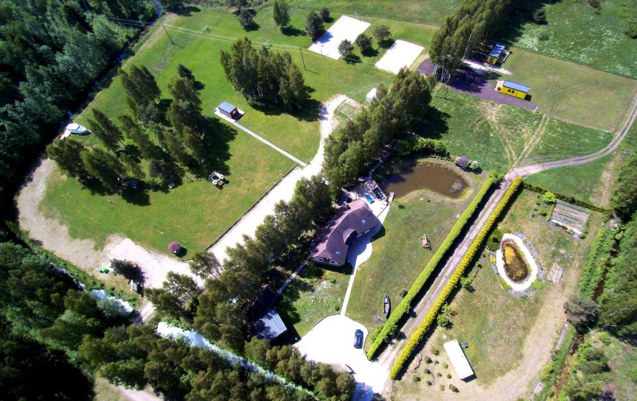 Piejuras Nams Hotel Ķesterciems Exterior foto